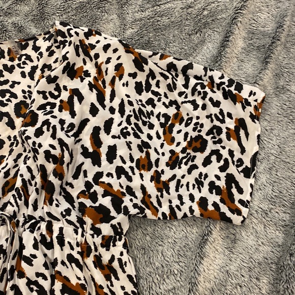 Forever 21 leopard print kimono - Picture 3 of 4